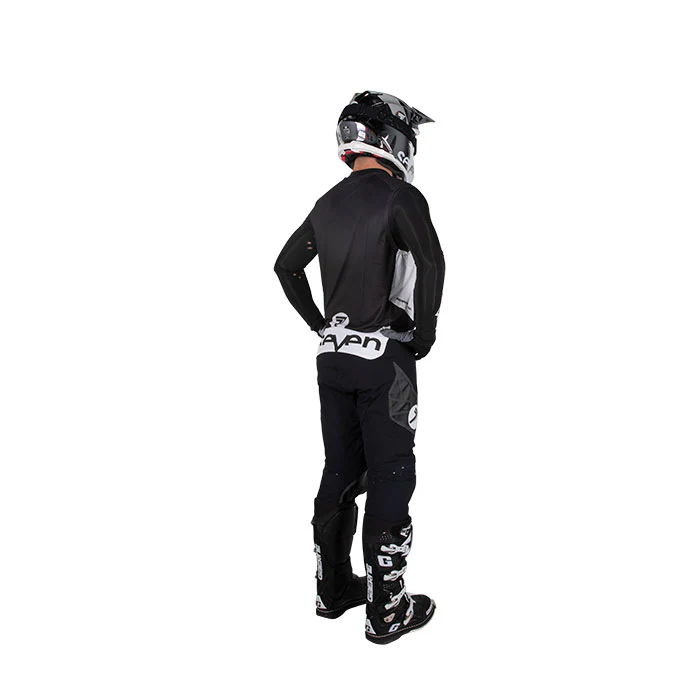 Zero Staple Compression Jersey - Black - Image 10