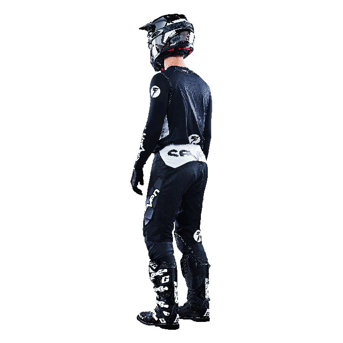 Zero Staple Laser Cut Compression Jersey - Black - Image 9